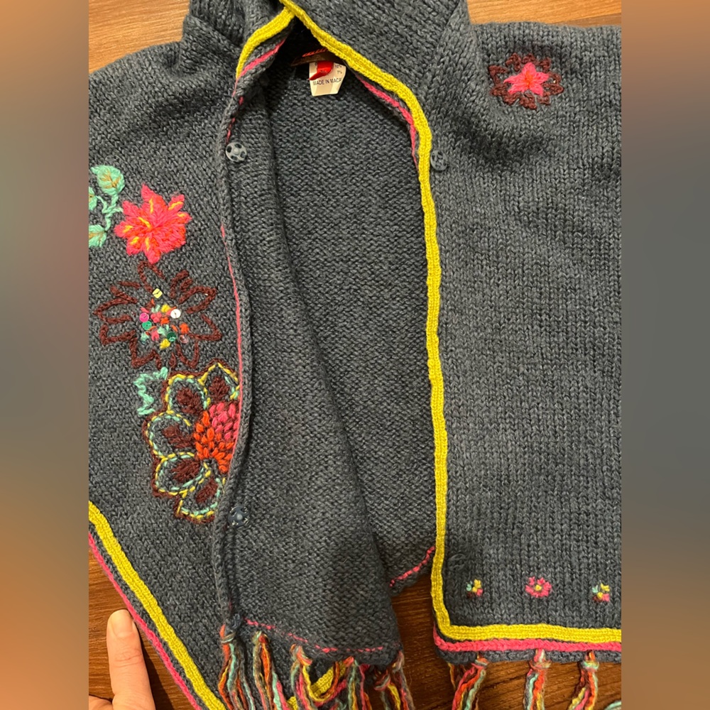 Catimini Girls Hooded Scarf Wrap Age 5 - Picture 12 of 12